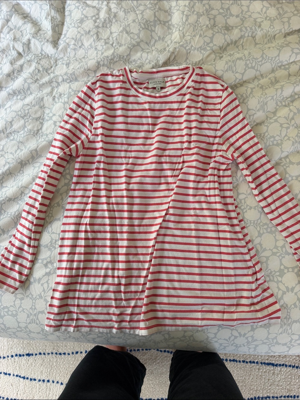 Alice walk top, fair cond/m red and white stripe